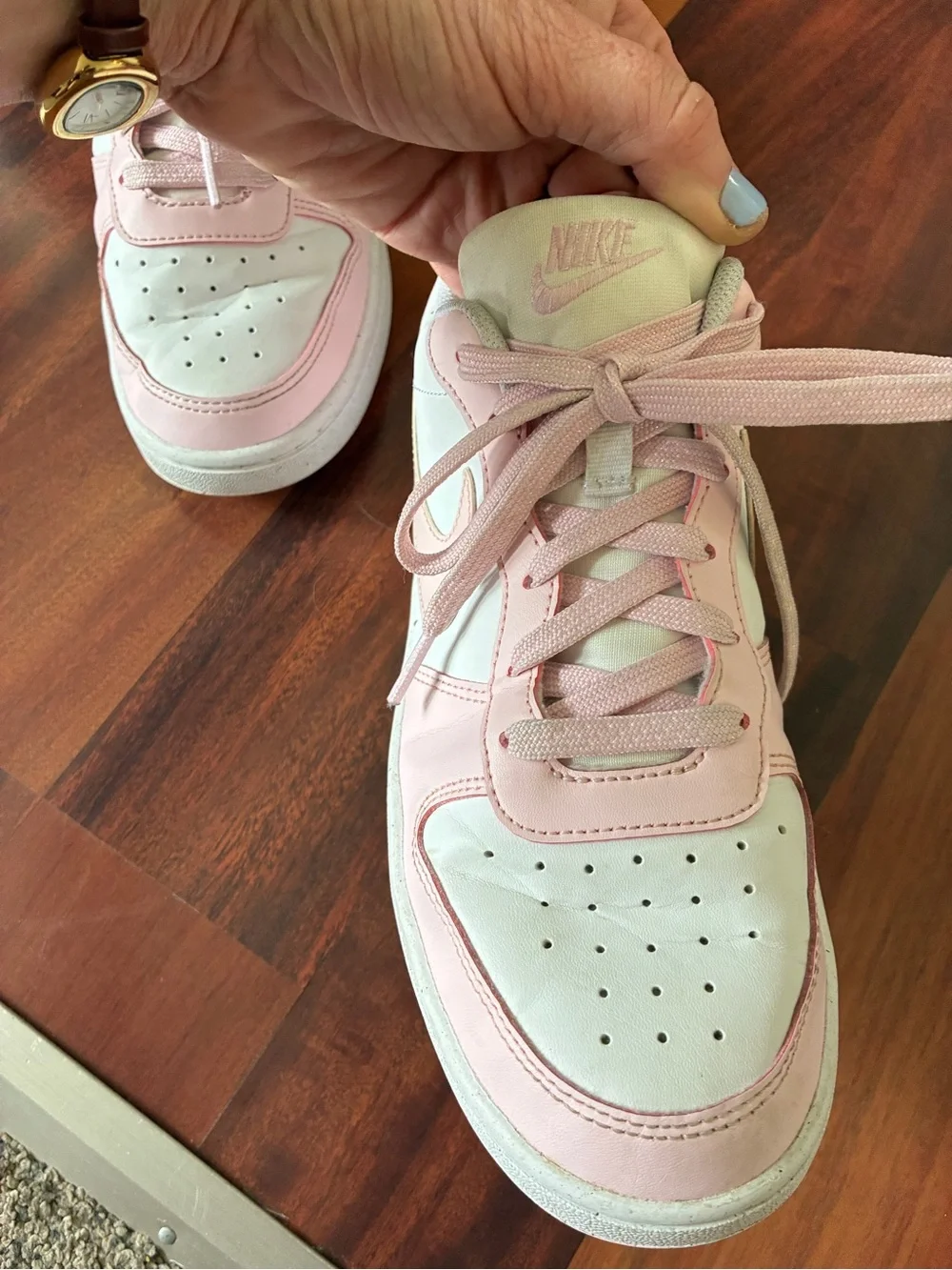 Nike Court Borough Low 2 SE (GS) in the White/Pink Foam 7Y